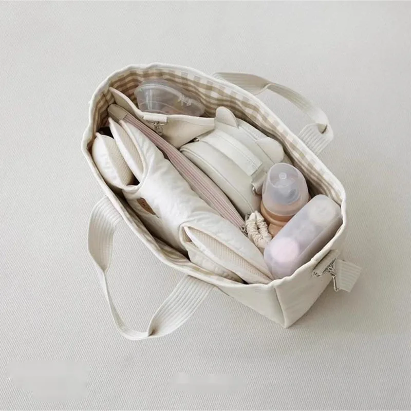 Bebek Bezi Çantası Anne Anneli - Baby Bag Nursery incelemesi ve fiyatı